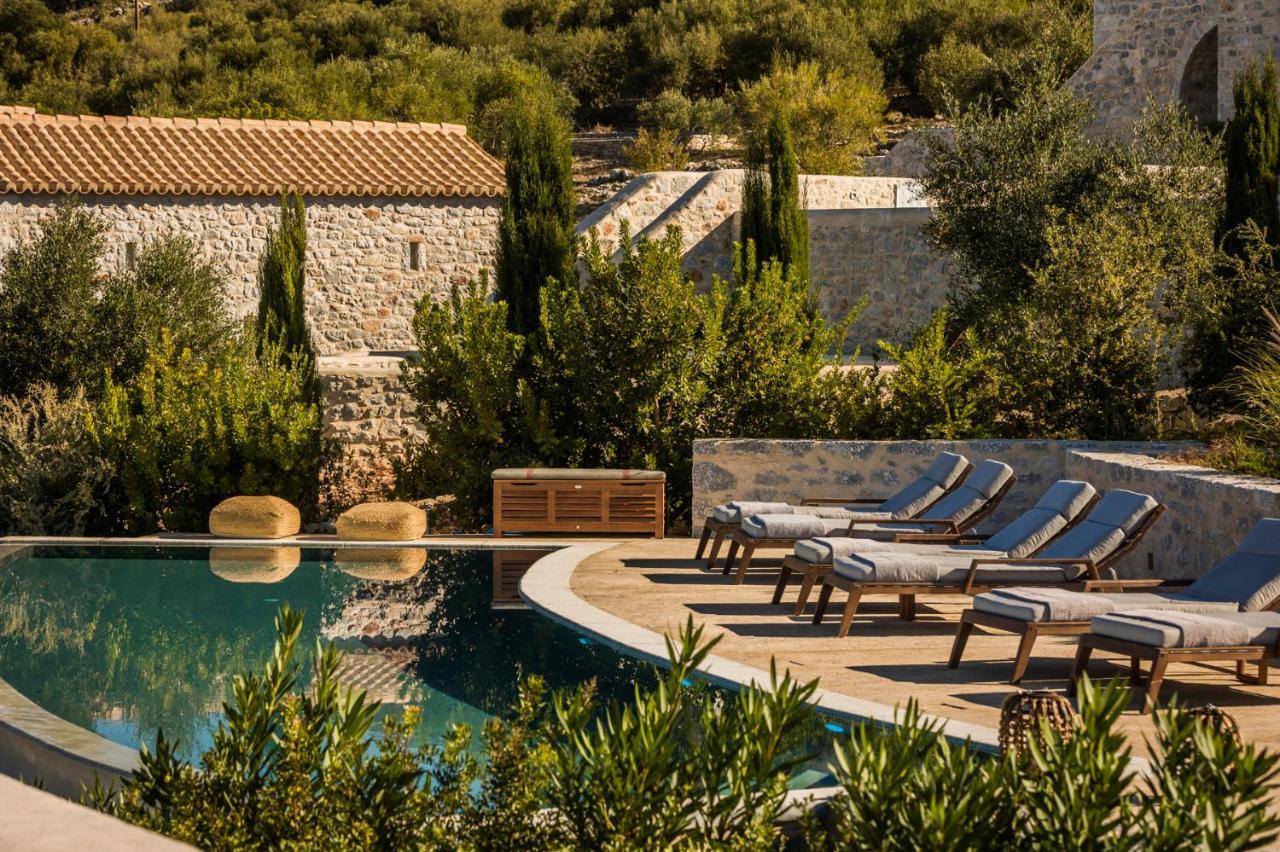 Aria Estate Suites & Spa Areopoli Buitenkant foto