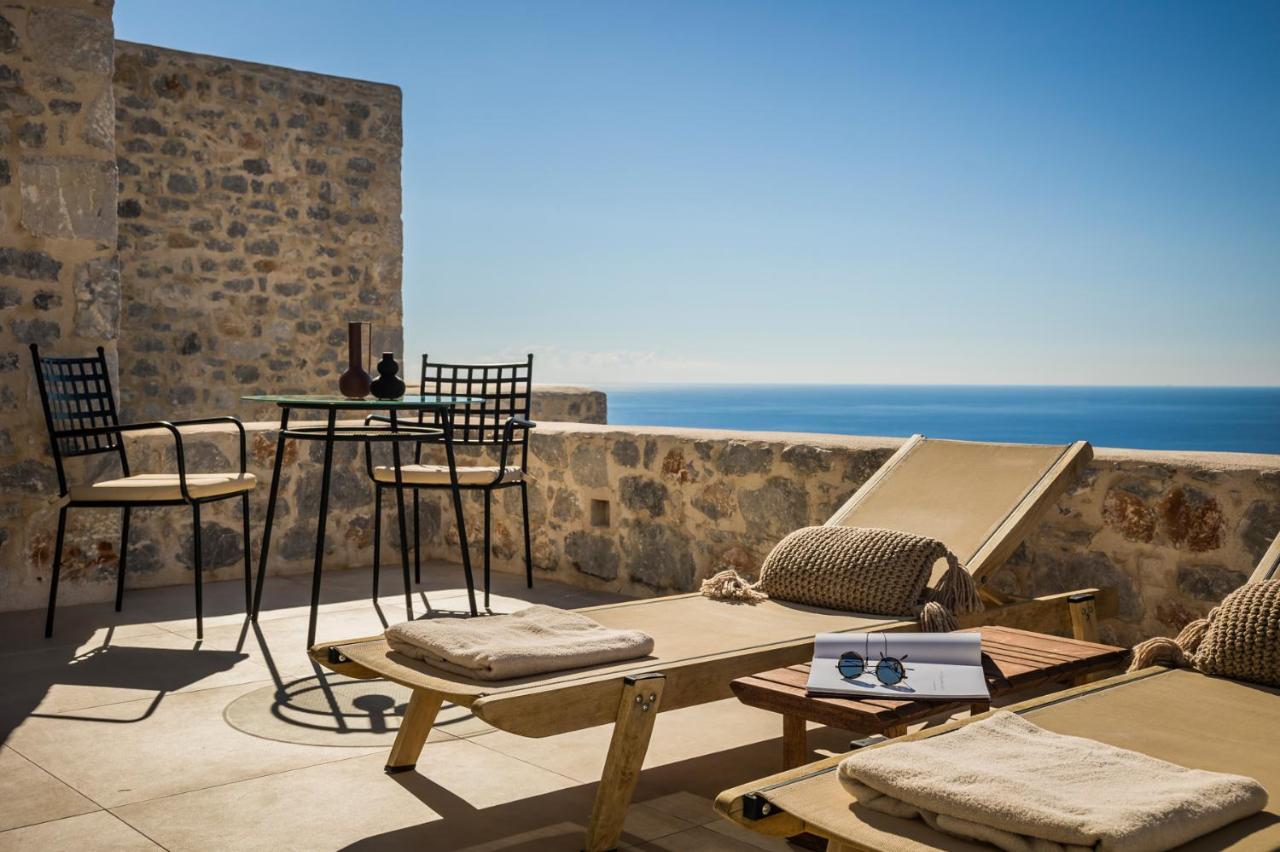 Aria Estate Suites & Spa Areopoli Buitenkant foto