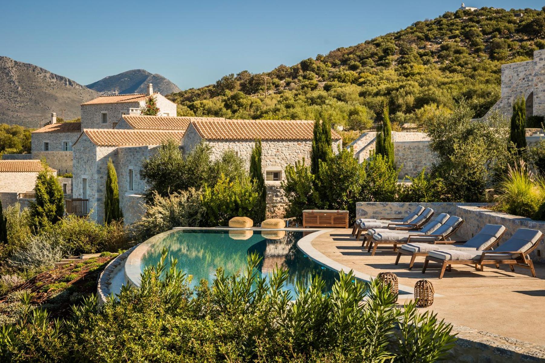 Aria Estate Suites & Spa Areopoli Buitenkant foto