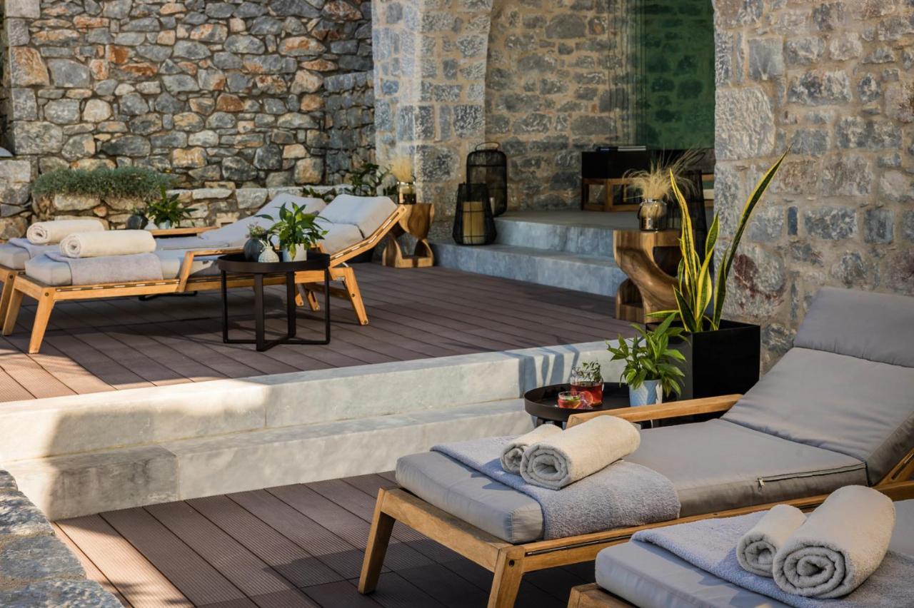 Aria Estate Suites & Spa Areopoli Buitenkant foto