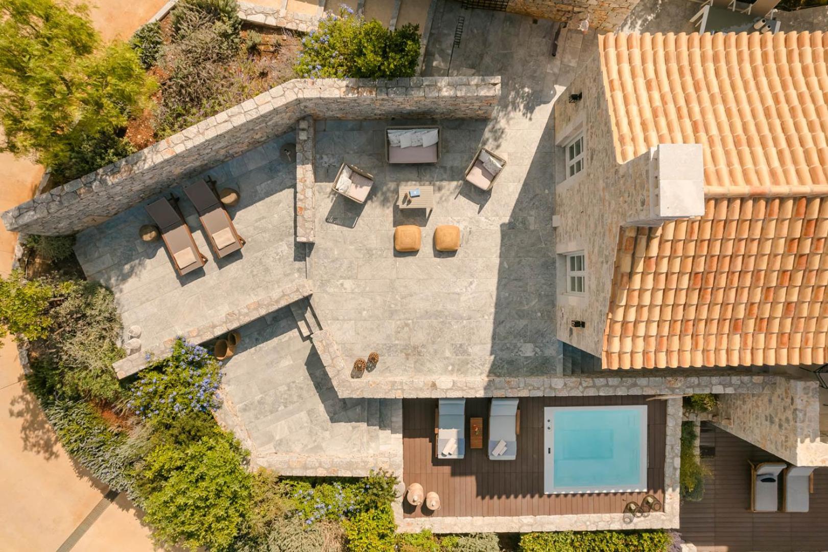 Aria Estate Suites & Spa Areopoli Buitenkant foto
