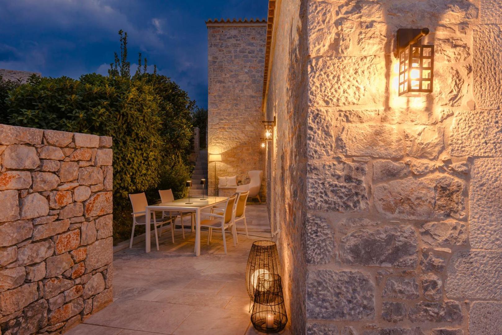 Aria Estate Suites & Spa Areopoli Buitenkant foto